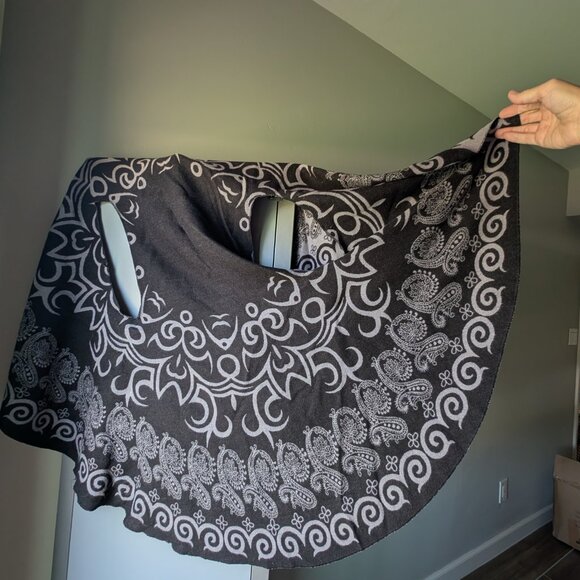 Reversible super soft poncho - clack and gray - Picture 6 of 6